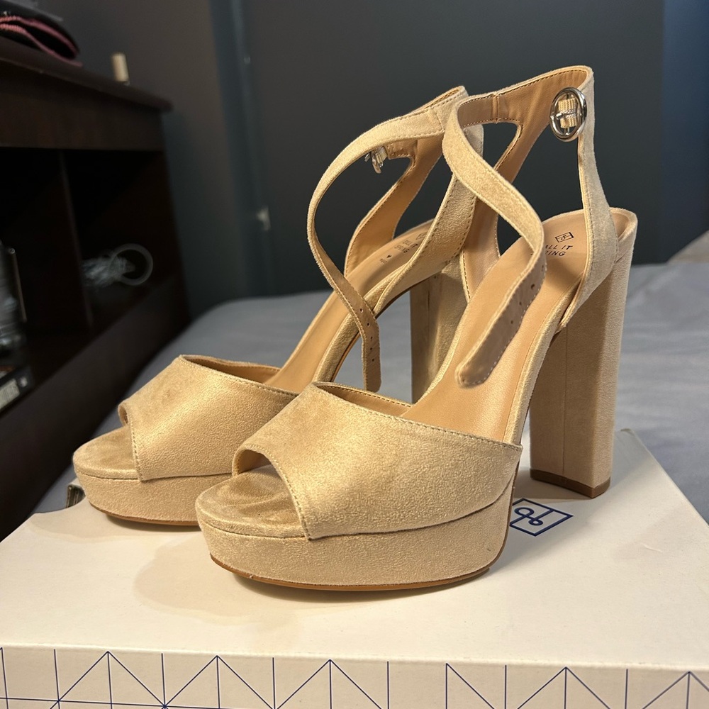 Elegant Beige Platform Heels